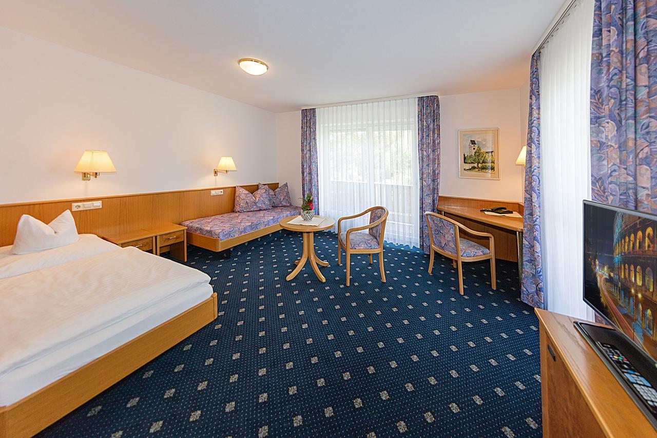 Gasthof - Hotel Zum Ochsen Gmbh Berghulen Экстерьер фото