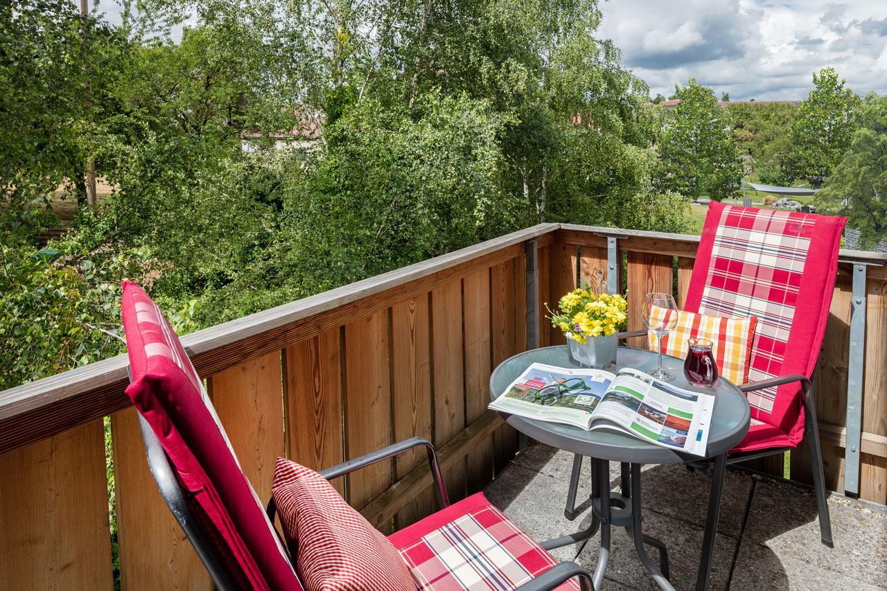 Gasthof - Hotel Zum Ochsen Gmbh Berghulen Экстерьер фото