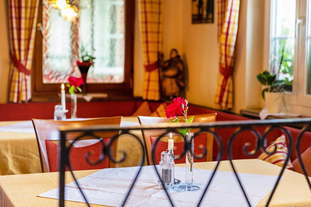 Gasthof - Hotel Zum Ochsen Gmbh Berghulen Экстерьер фото
